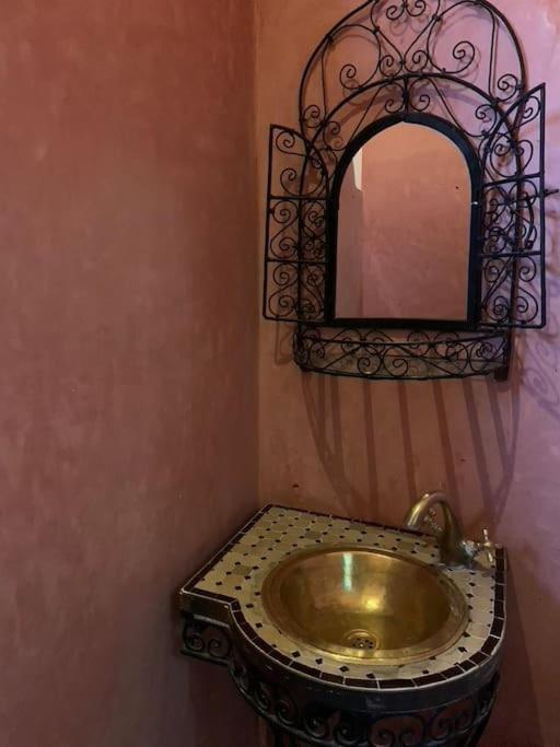 Ryad De Charme Authentique Piscine Calme Marrakesch Exterior foto
